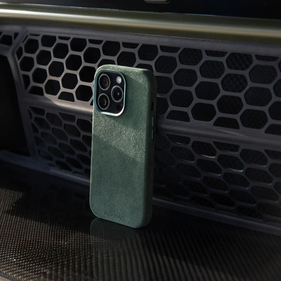 Heltra Alcantara Case