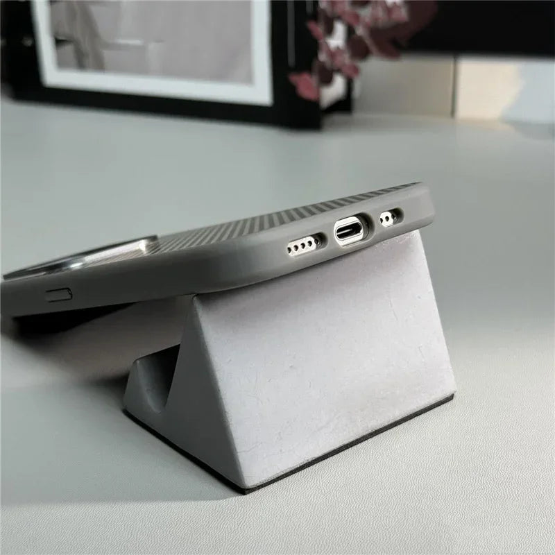 Vyntra Carbon Fiber Case