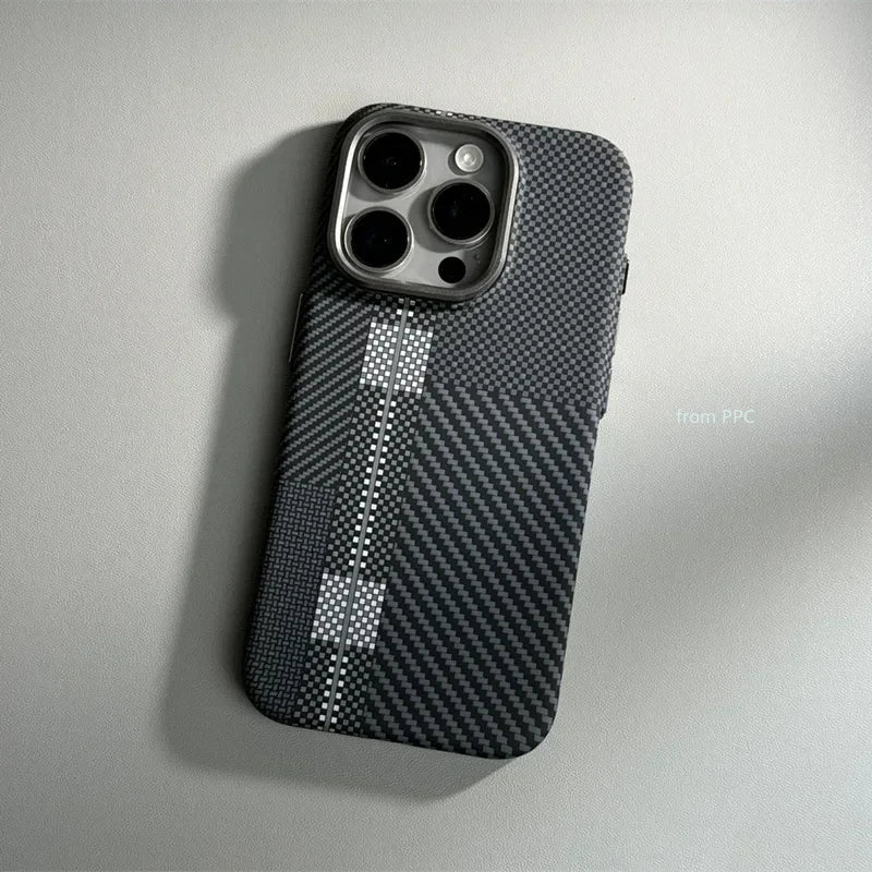 Tavrix Carbon Fiber Case