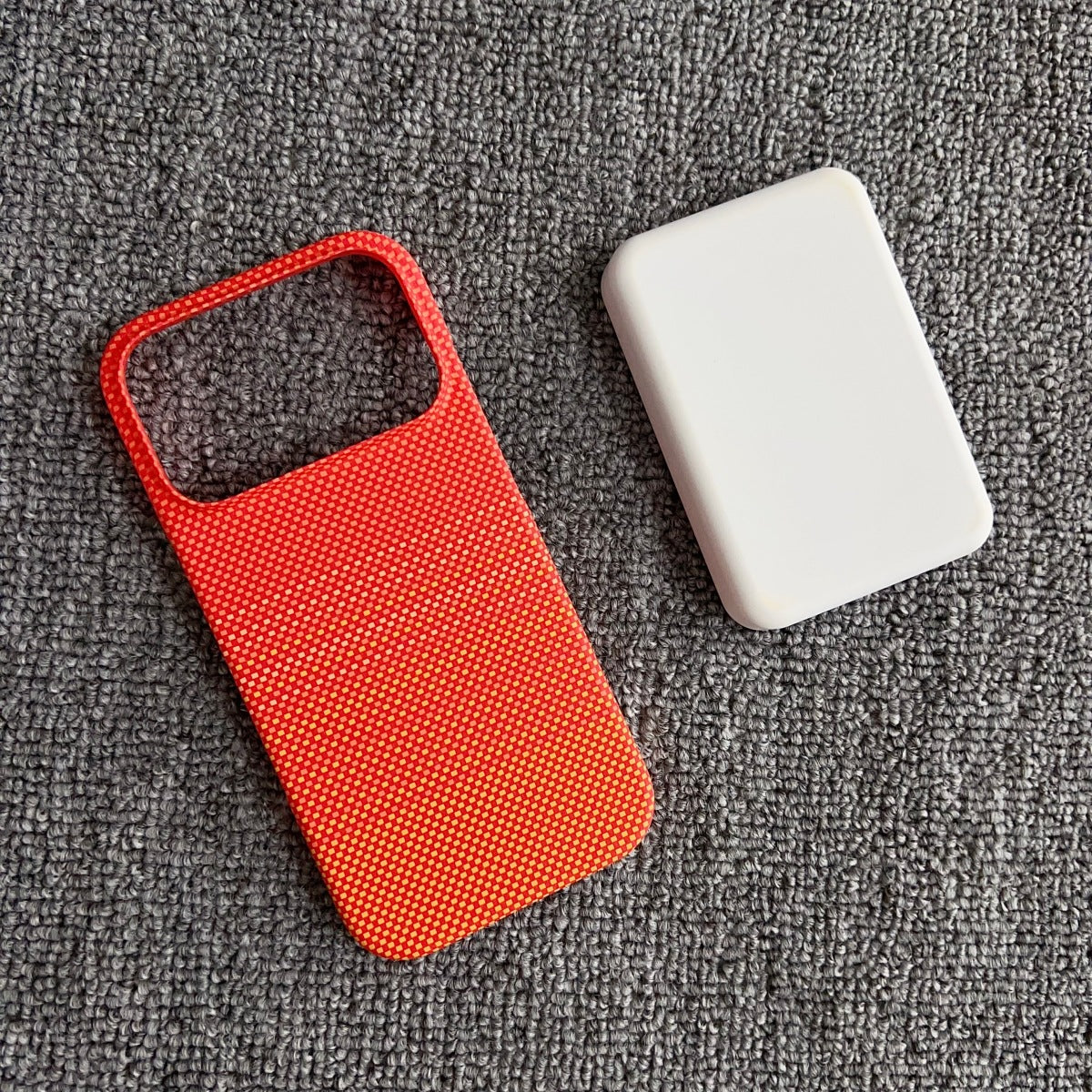Pitaka İphone Magsafe Case